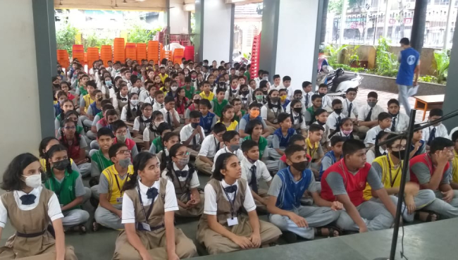 Pledge against Single use plastic taken by our School Students on 4/7/2022 | Saraswati School Rabodi in Thane