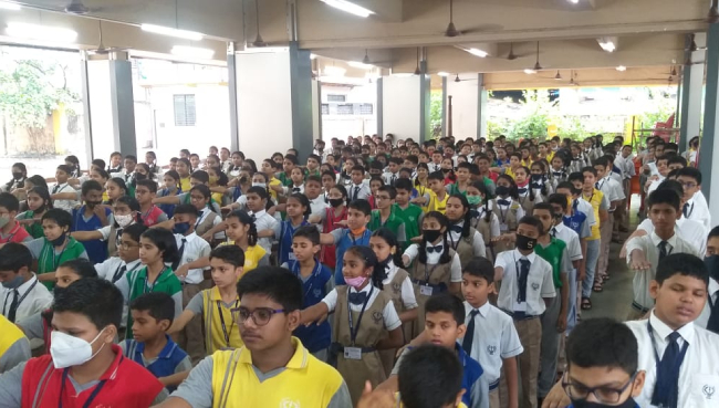 Secondary section Pledge against Single use plastic taken by our School Students on 4/7/2022  | Saraswati School Rabodi in Thane