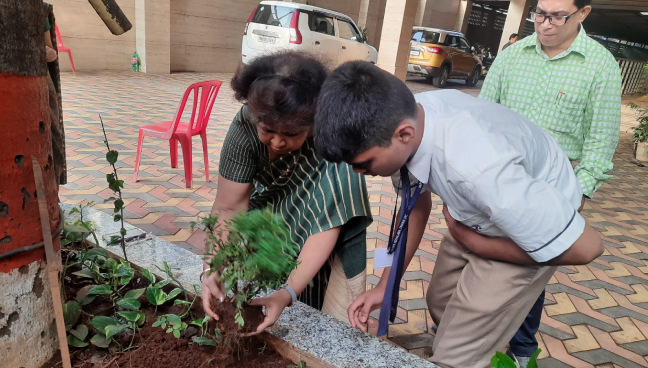 Tree plantations Day | Saraswati School Rabodi in Thane