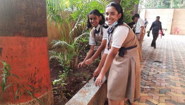 Tree plantations Day | Saraswati School Rabodi in Thane