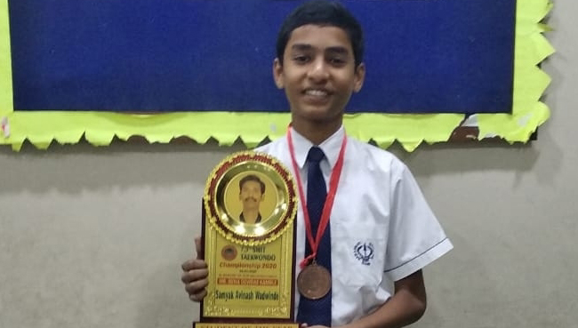 Mast.Samayak Wadwinde of std VIII Decleared Student of the year in Tekwando Competition | Saraswati School Rabodi in Thane