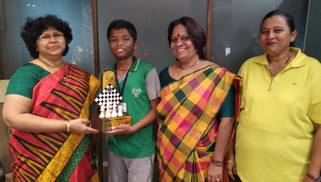 Mast.Yash Redekar won the Gold Medal Chess Competition | Saraswati School Rabodi in Thane