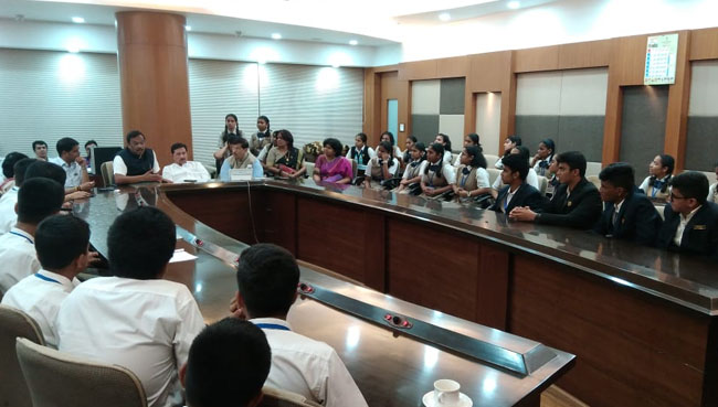 Sarasvi's Visit To The Vidhan Bhavan 2018