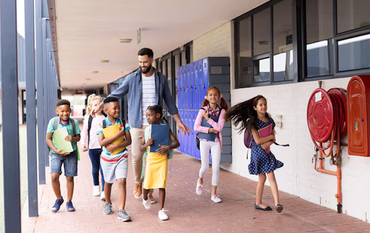 High Schools in Thane: How to Choose the Right School for Your Child