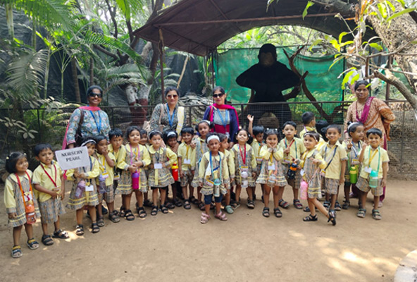 Pre Primary Picnic : Sunshine, snacks, and smiles 