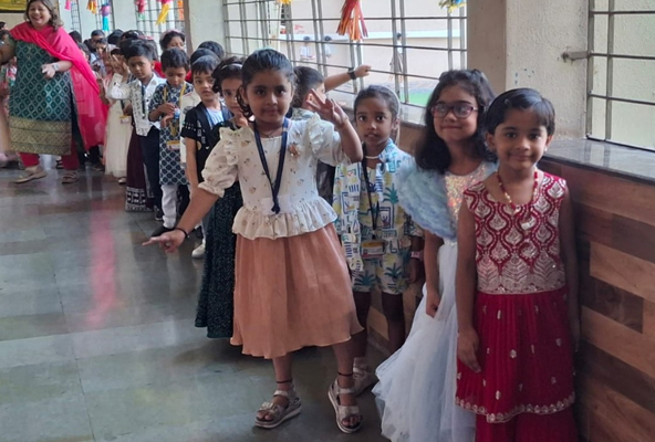 Pre Primary Hindi Recitation Competition