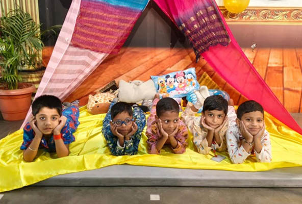 SR.KG PYJAMA PARTY